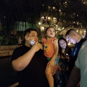 Meet your Posher, Cesar